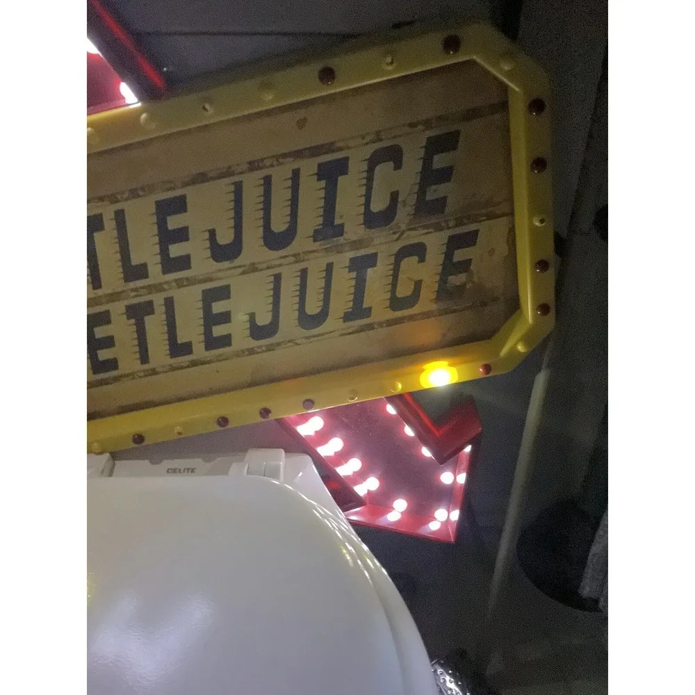 NEW Beetlejuice 26
